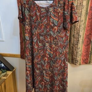 Colorful LuLaRoe Patterned Women's T-shirt Dress